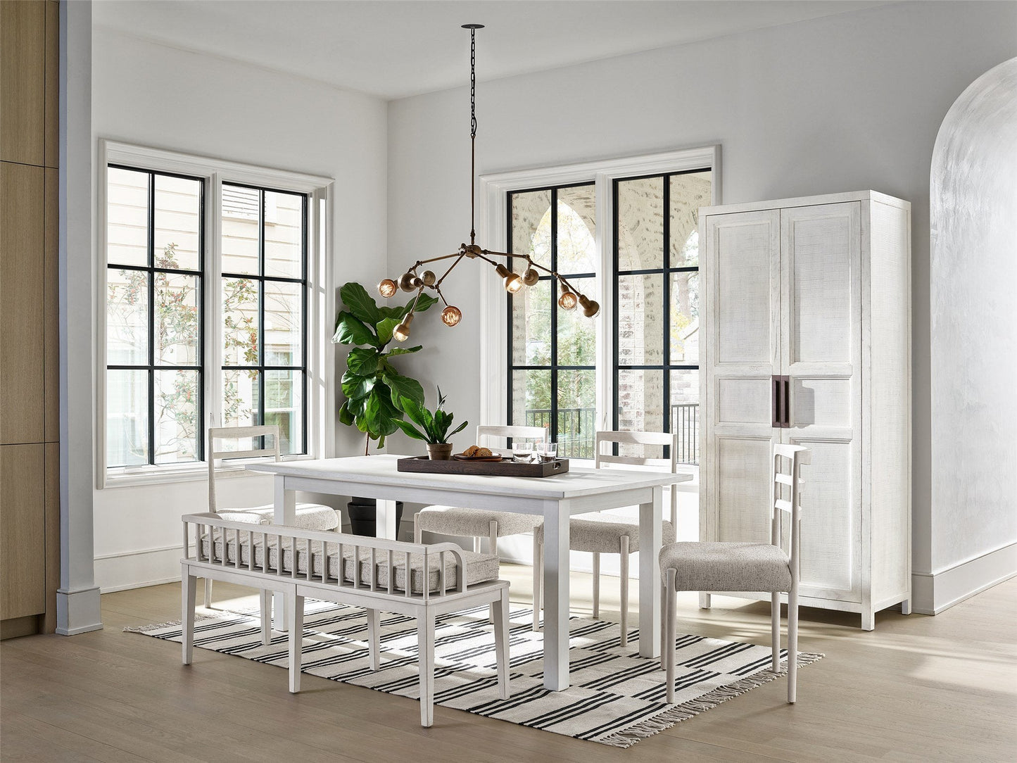 Modern Farm House Finn Dining Bench | Universal - U011B620
